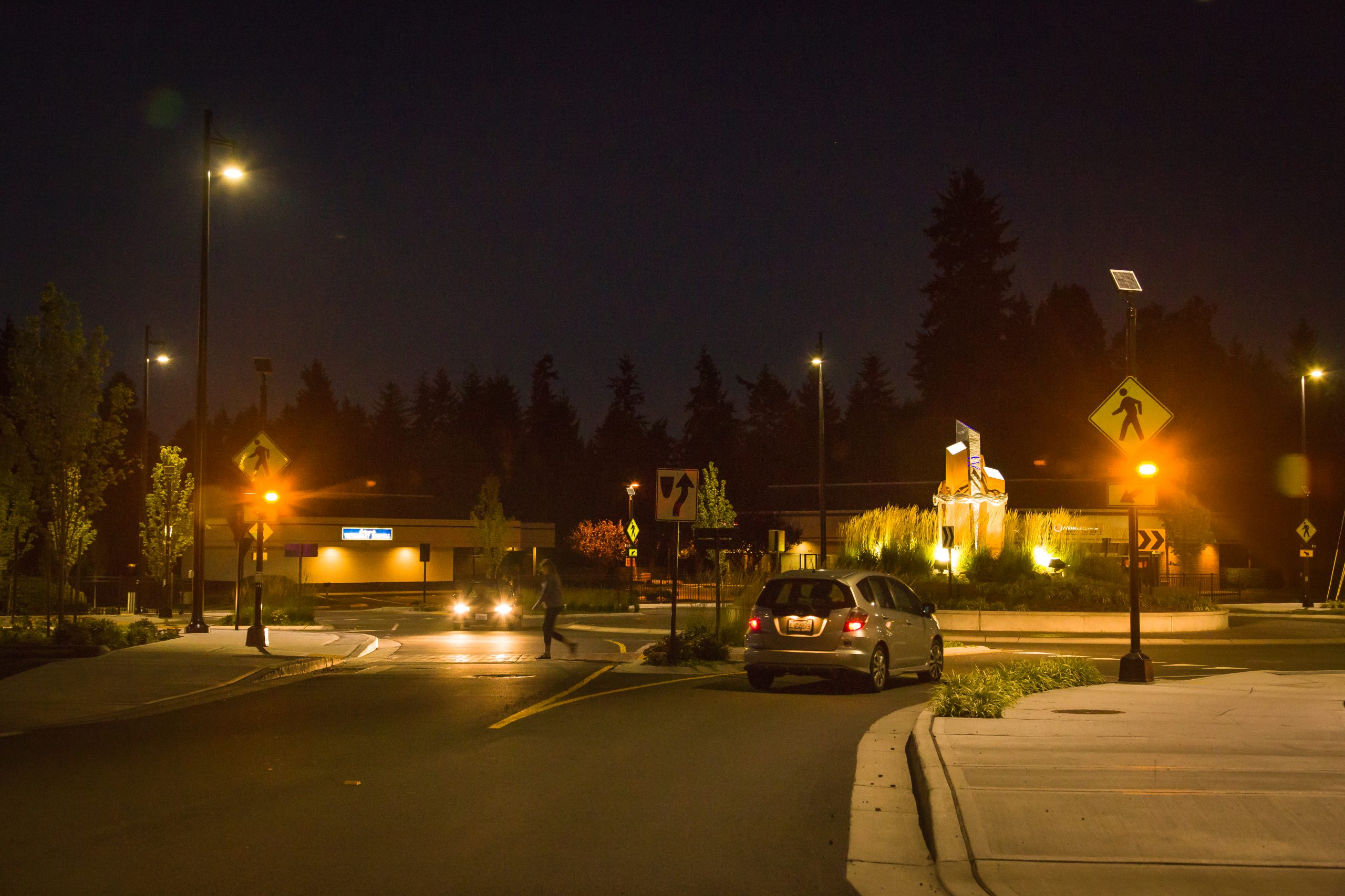 Edmonds, Washington, roundabout featuring Carmanah RRFBs