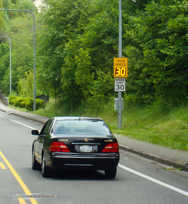 speedcheck radar speed sign in sammamish, washington